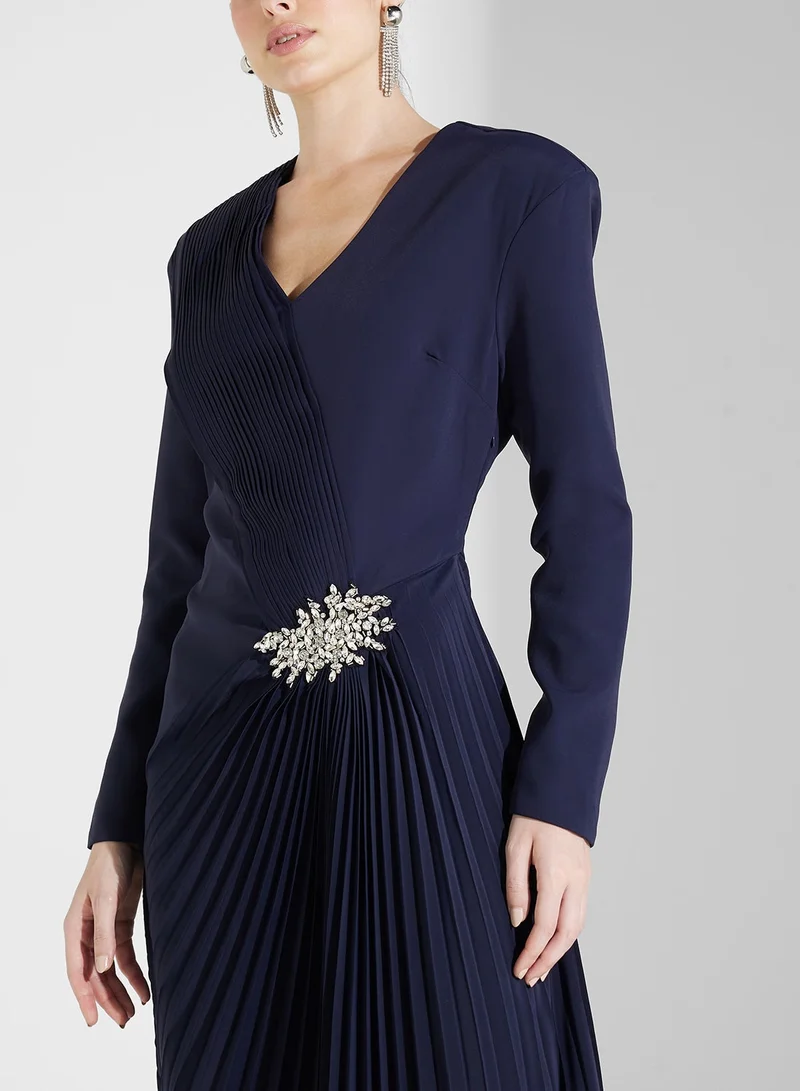 Threadz by Ajooni  Pleated Navy Midi Dress for Women | Best Price UAE